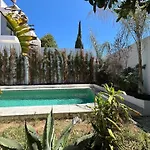 Sunshine Sleeps 6 Parking * Azeitao
