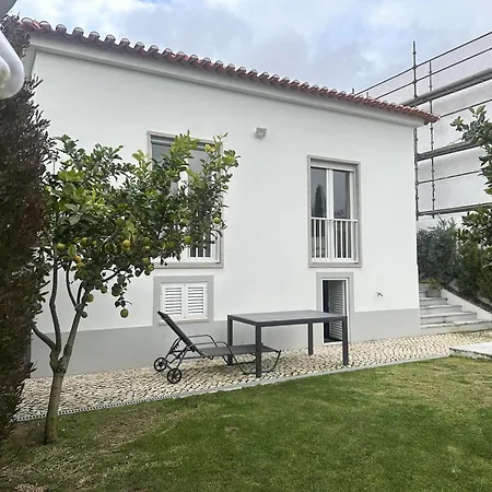 Semesterbostad Sunshine Sleeps 6 Parking