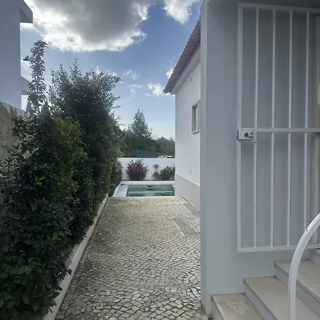 Casa de Férias Sunshine Sleeps 6 Parking