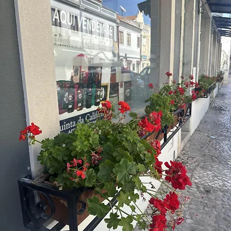Sunshine Sleeps 6 Parking Azeitao