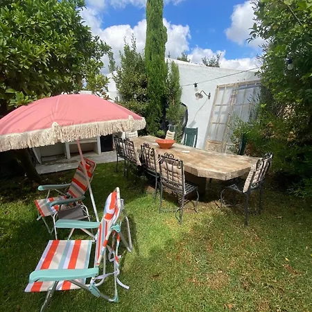 Sunshine Sleeps 6 Parking 펜션