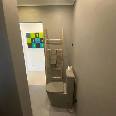 Sunshine Sleeps 6 Parking 펜션 아제이타오