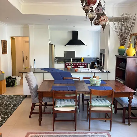 펜션 Sunshine Sleeps 6 Parking