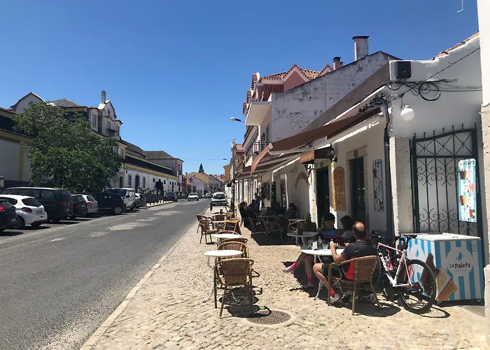Sunshine In And Algarve Azeitao